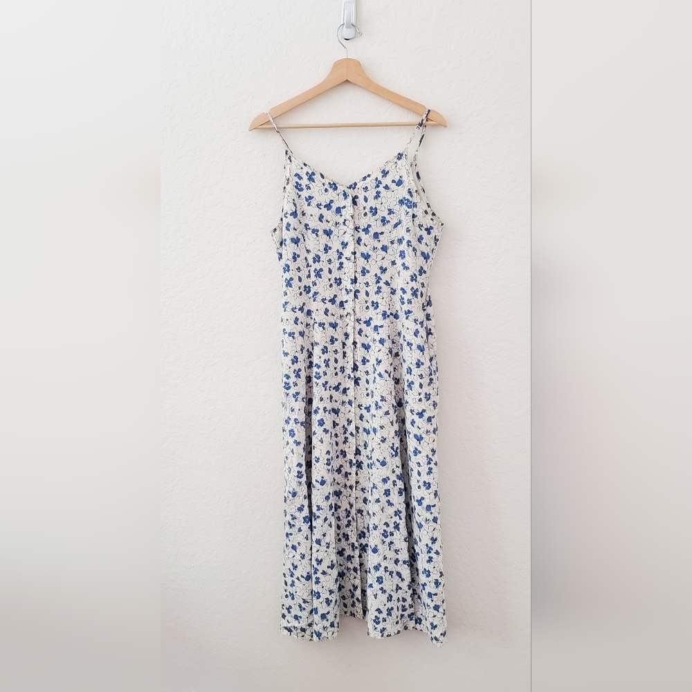 Uniqlo White and Blue Floral Maxi Sundress button down  (with pockets)